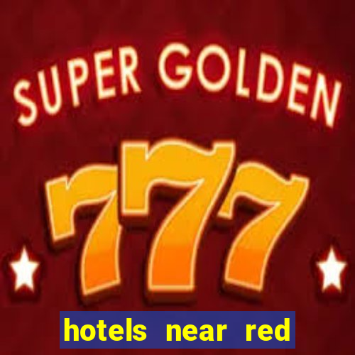 hotels near red hawk casino